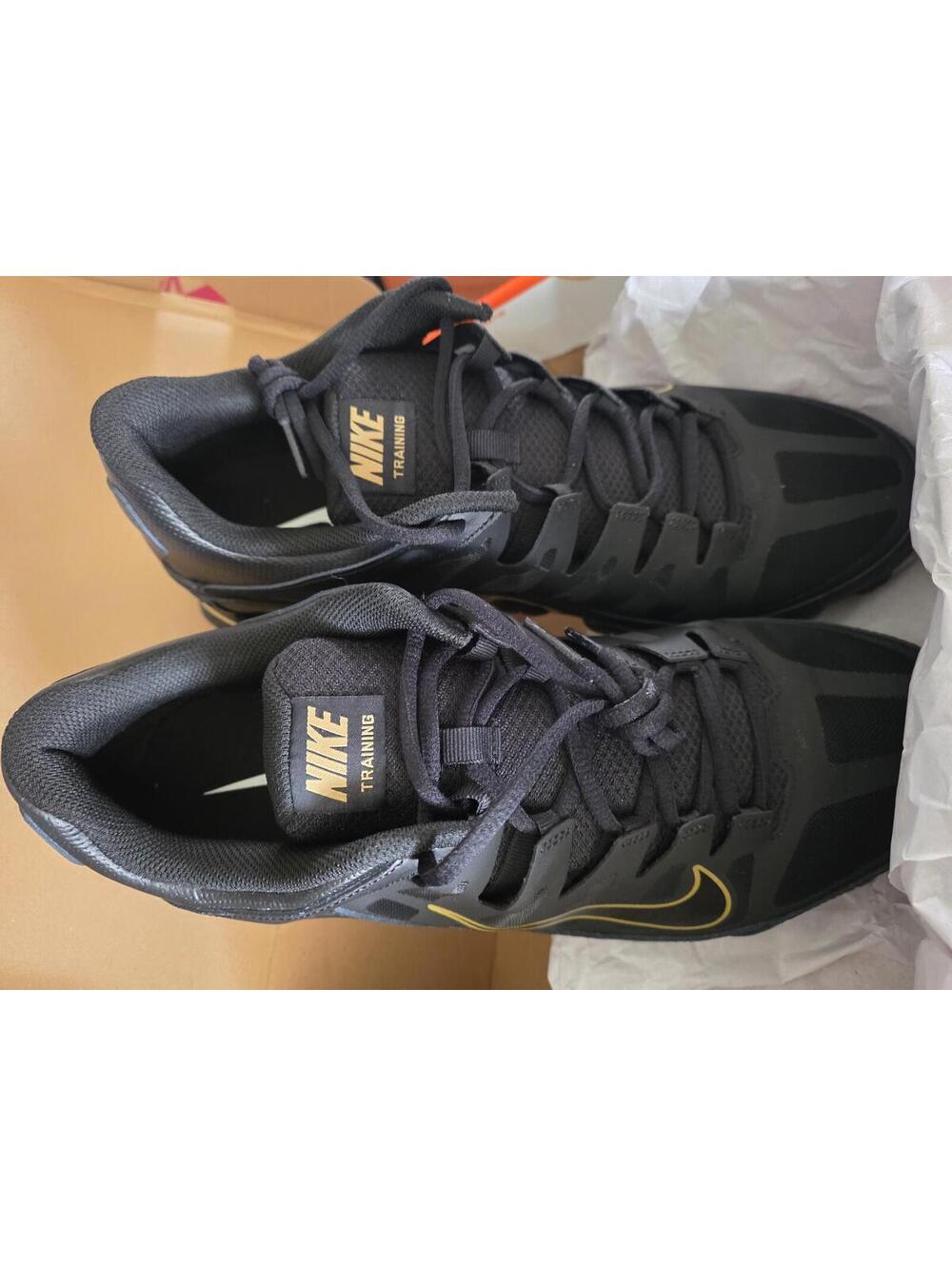 Mens Nike Reax Sneakers Size 14  new in box  box